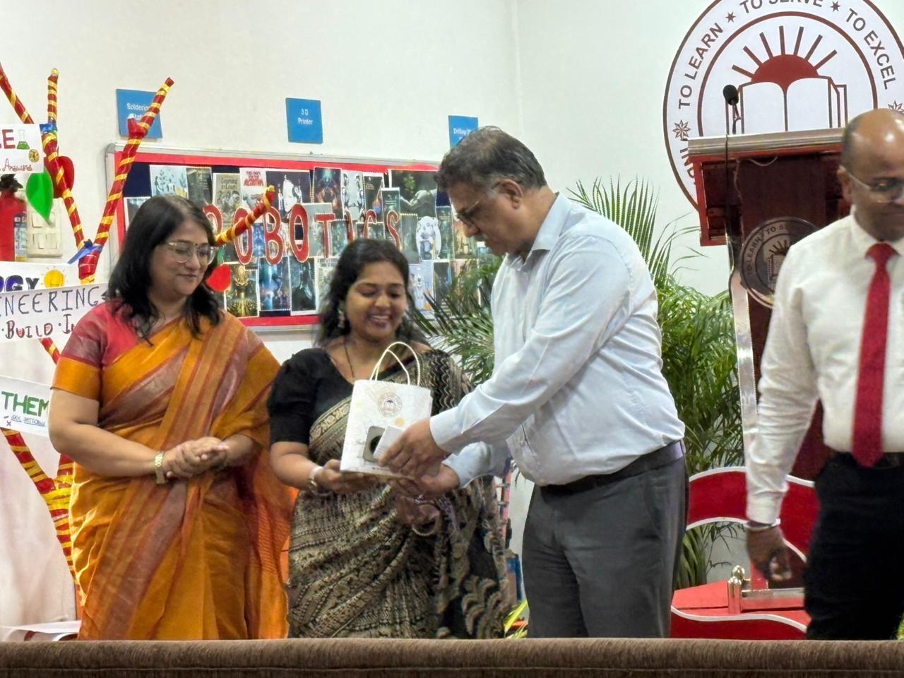 Best School Mayur Vihar